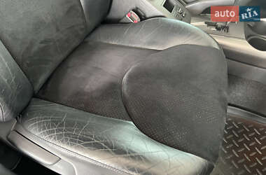 Внедорожник / Кроссовер Toyota RAV4 2011 в 