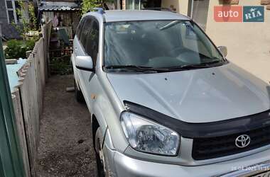 Внедорожник / Кроссовер Toyota RAV4 2003 в 