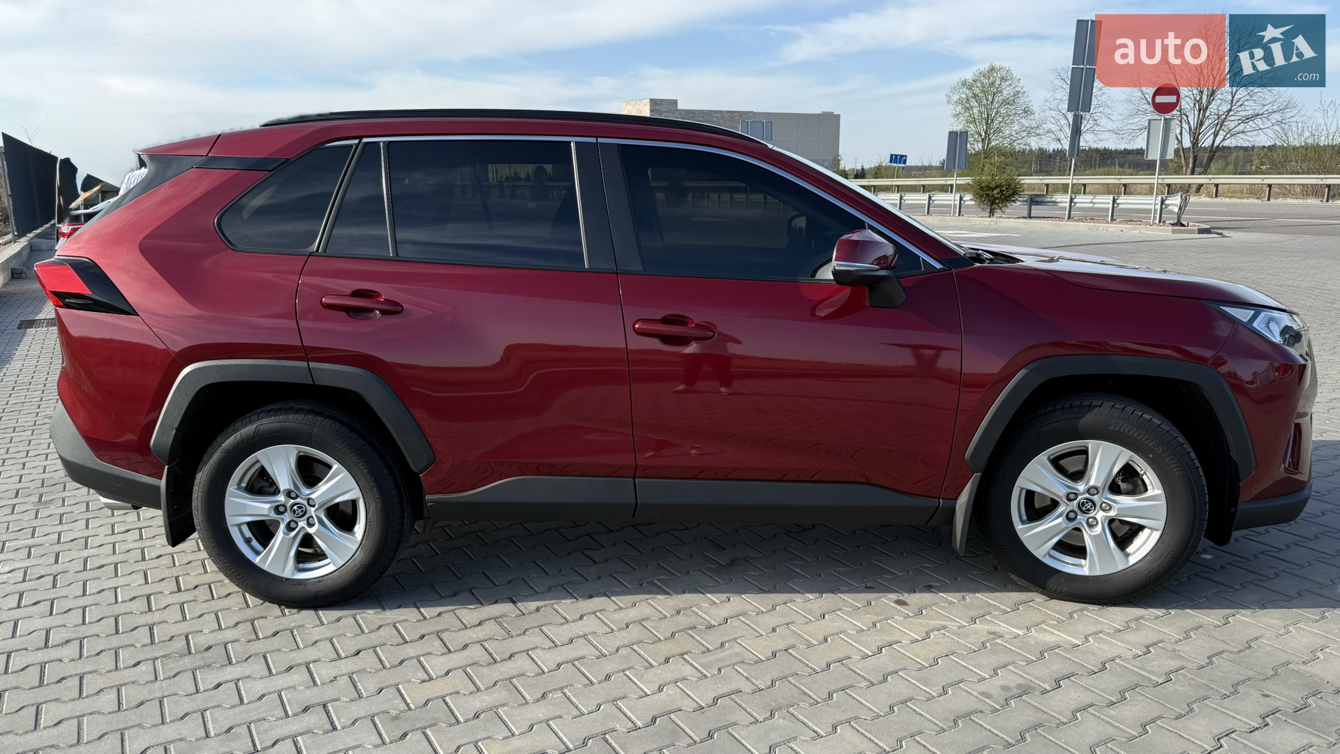 2019 Toyota RAV 4 - мініатюра 6
