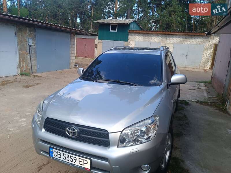 Внедорожник / Кроссовер Toyota RAV4 2008 в 