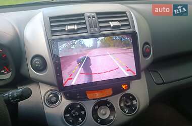 Внедорожник / Кроссовер Toyota RAV4 2008 в 