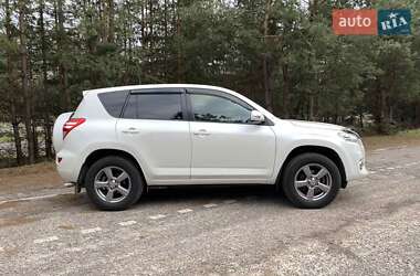 Внедорожник / Кроссовер Toyota RAV4 2010 в 