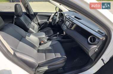 Внедорожник / Кроссовер Toyota RAV4 2013 в 
