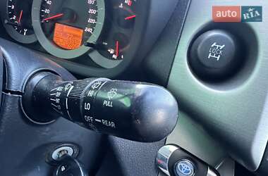 Внедорожник / Кроссовер Toyota RAV4 2008 в 