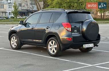 Внедорожник / Кроссовер Toyota RAV4 2008 в 