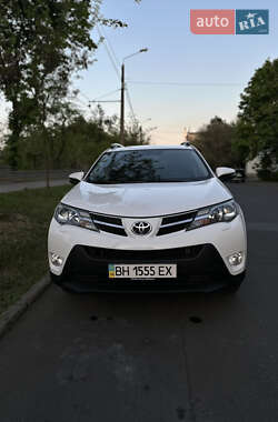 Позашляховик / Кросовер Toyota RAV4 2015 в Одесі