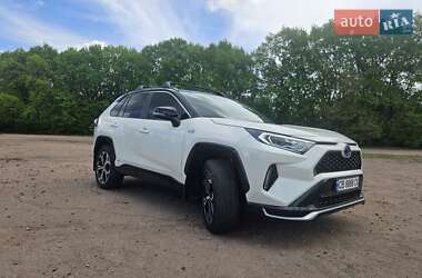 Позашляховик / Кросовер Toyota RAV4 2021 в 
