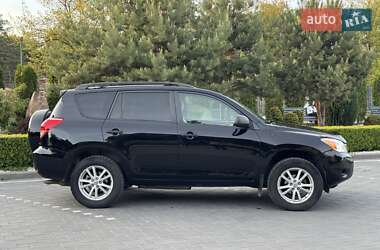 Внедорожник / Кроссовер Toyota RAV4 2007 в 