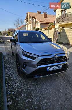 Позашляховик / Кросовер Toyota RAV4 2022 в Івано-Франківську