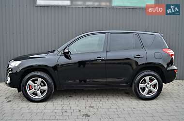 Позашляховик / Кросовер Toyota RAV4 2010 в 