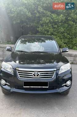 Внедорожник / Кроссовер Toyota RAV4 2011 в Полтаве