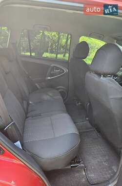 Внедорожник / Кроссовер Toyota RAV4 2007 в 