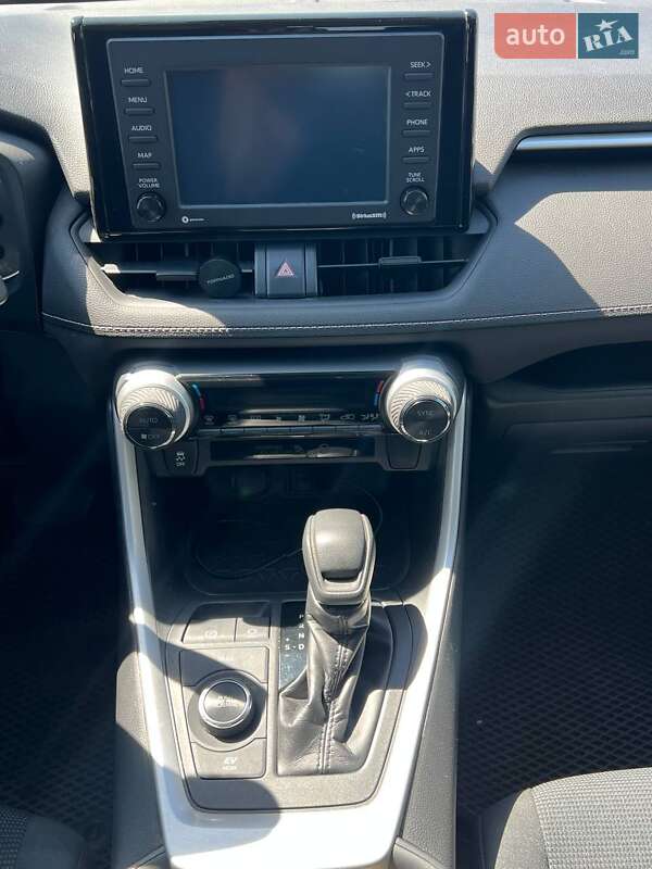 Позашляховик / Кросовер Toyota RAV4 2019 в Одесі