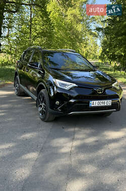 Внедорожник / Кроссовер Toyota RAV4 2018 в Фастове