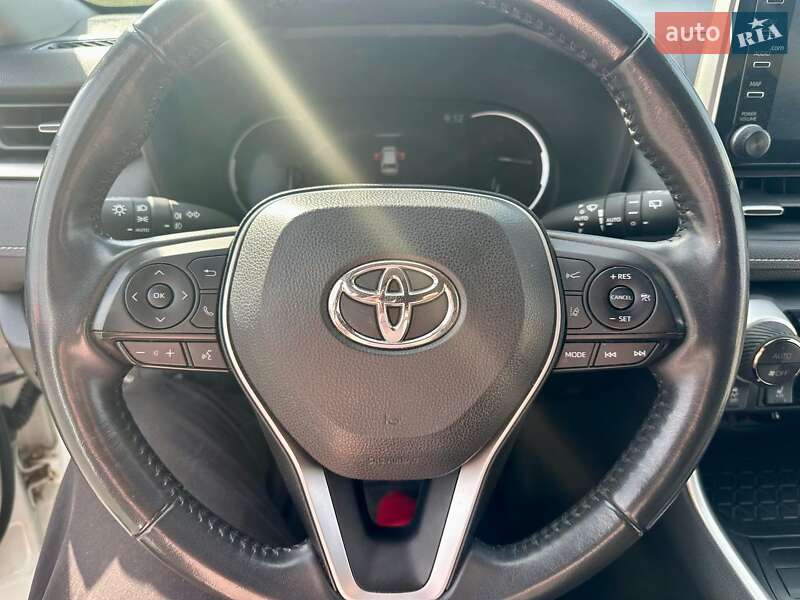 Позашляховик / Кросовер Toyota RAV4 2021 в Вінниці фото 13 Позашляховик / Кросовер Toyota RAV4 2021 в Вінниці