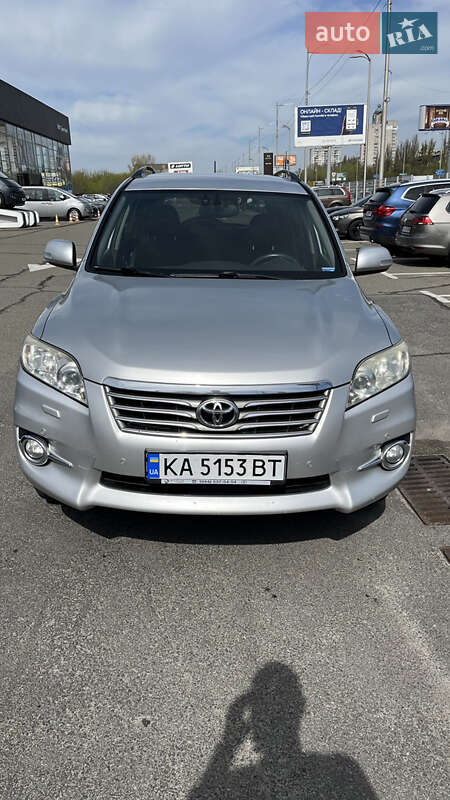 Toyota RAV4 2012