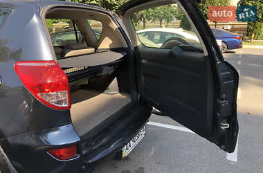 Внедорожник / Кроссовер Toyota RAV4 2007 в 
