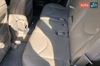 Внедорожник / Кроссовер Toyota RAV4 2007 в 