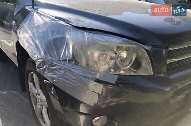 Внедорожник / Кроссовер Toyota RAV4 2007 в 