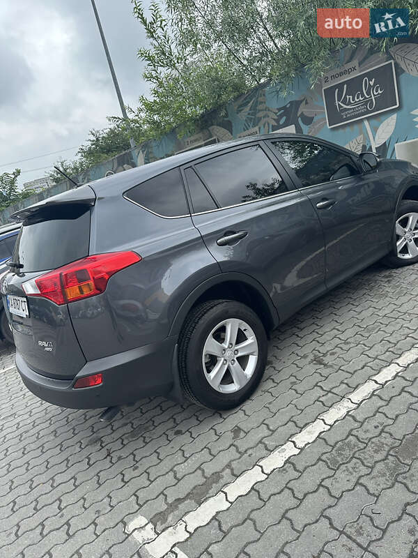 Позашляховик / Кросовер Toyota RAV4 2014 в Львові
