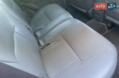 Внедорожник / Кроссовер Toyota RAV4 2002 в 
