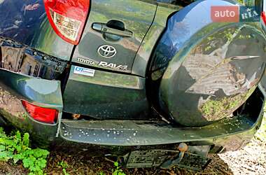 Позашляховик / Кросовер Toyota RAV4 2007 в 