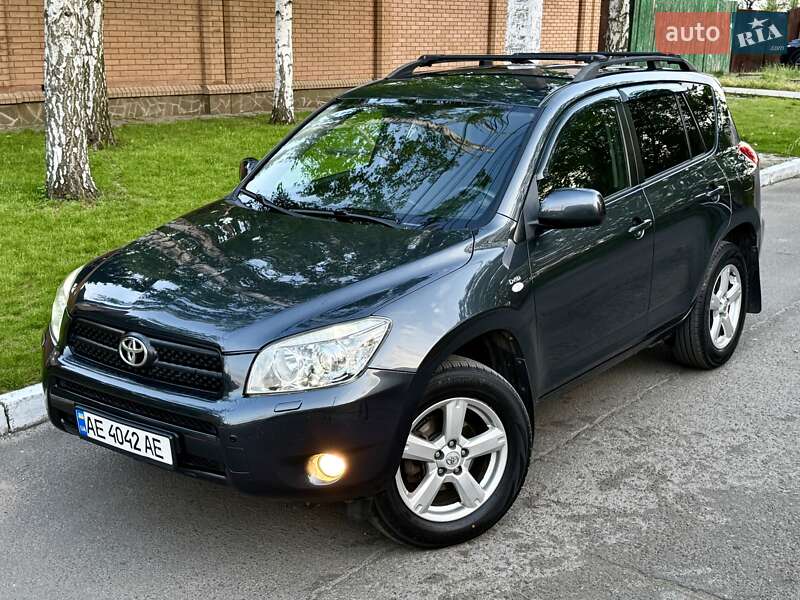 Позашляховик / Кросовер Toyota RAV4 2007 в Дніпрі