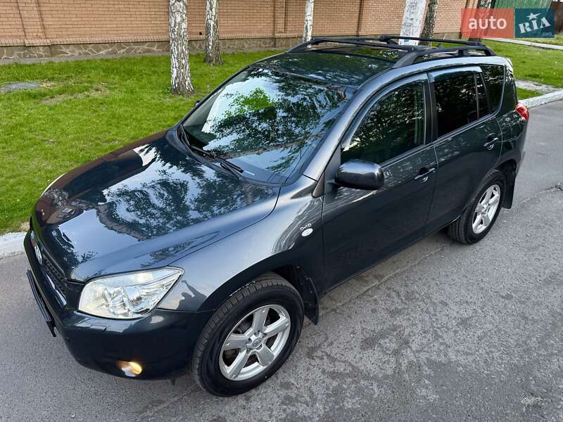 Позашляховик / Кросовер Toyota RAV4 2007 в Дніпрі