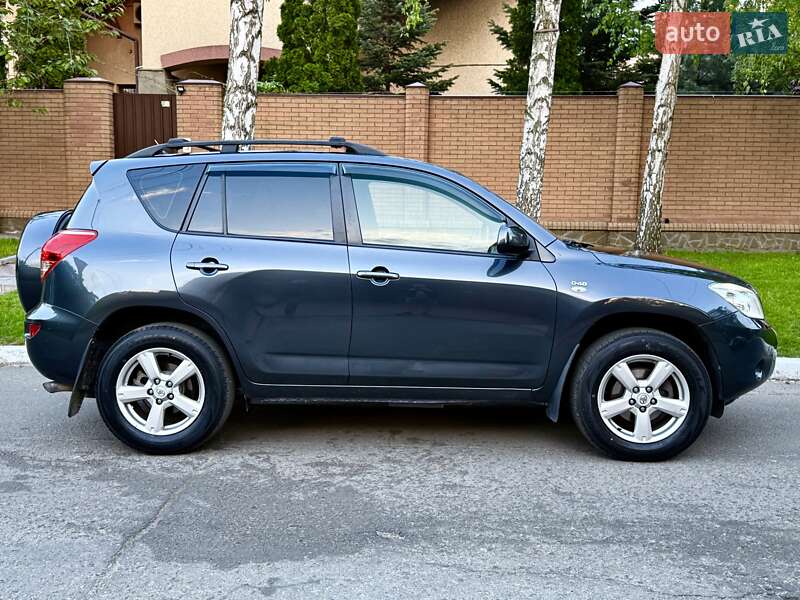 Позашляховик / Кросовер Toyota RAV4 2007 в Дніпрі