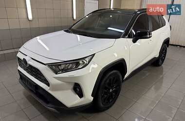 Внедорожник / Кроссовер Toyota RAV4 2023 в Умани