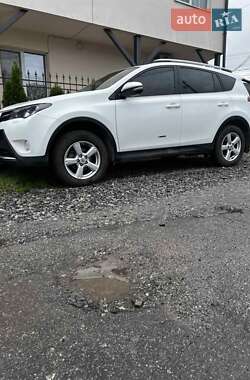 Позашляховик / Кросовер Toyota RAV4 2013 в 