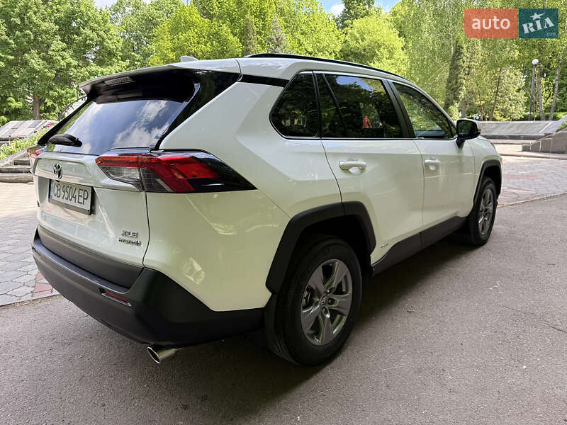 Позашляховик / Кросовер Toyota RAV4 2022 в Києві