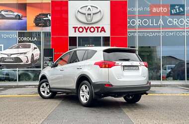 Внедорожник / Кроссовер Toyota RAV4 2013 в 