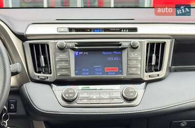 Внедорожник / Кроссовер Toyota RAV4 2013 в 