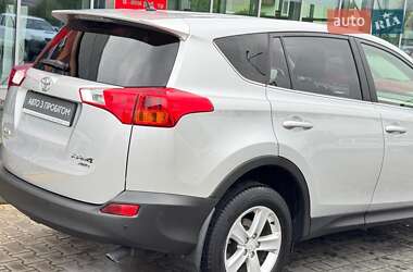 Внедорожник / Кроссовер Toyota RAV4 2013 в 