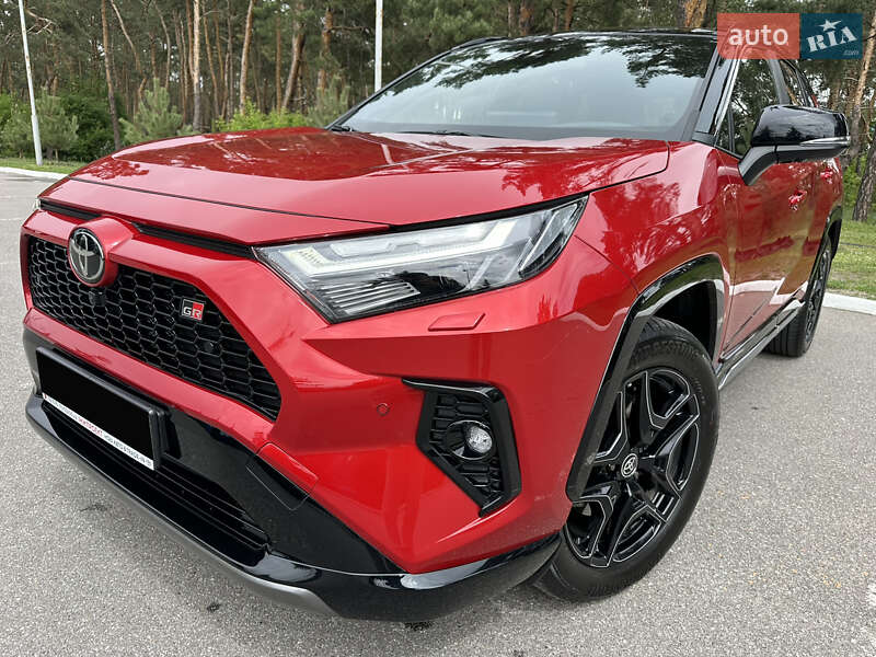 Внедорожник / Кроссовер Toyota RAV4 2024 в Киеве