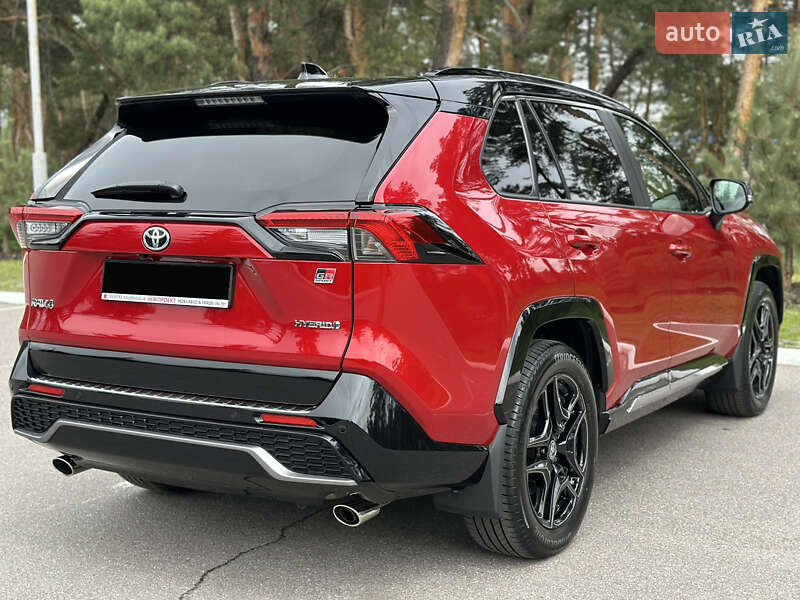 Внедорожник / Кроссовер Toyota RAV4 2024 в Киеве