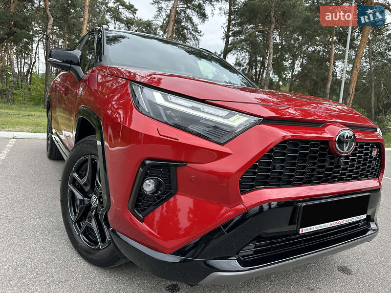 Внедорожник / Кроссовер Toyota RAV4 2024 в Киеве