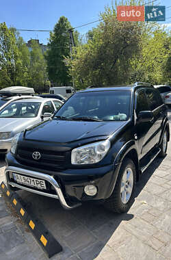 Позашляховик / Кросовер Toyota RAV4 2006 в 