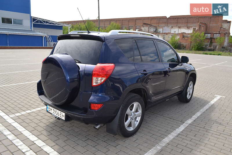 Позашляховик / Кросовер Toyota RAV4 2007 в Ромнах