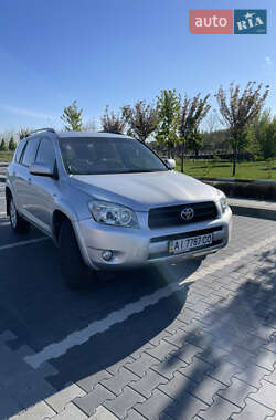 Внедорожник / Кроссовер Toyota RAV4 2006 в Ирпене
