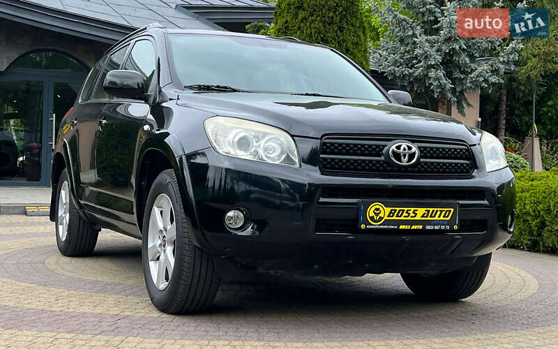 Внедорожник / Кроссовер Toyota RAV4 2007 в 