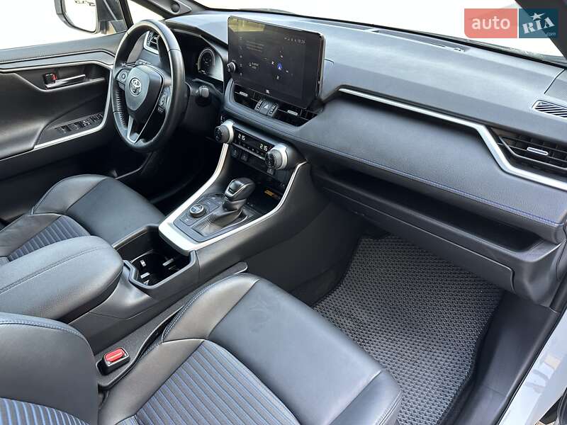 Внедорожник / Кроссовер Toyota RAV4 2023 в Киеве фото 7 Внедорожник / Кроссовер Toyota RAV4 2023 в Киеве