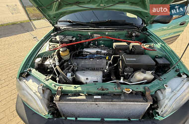 Внедорожник / Кроссовер Toyota RAV4 1997 в 