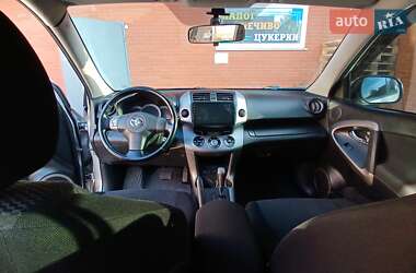 Позашляховик / Кросовер Toyota RAV4 2007 в 