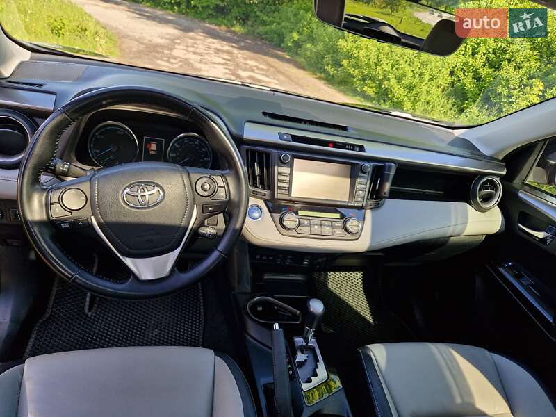 Позашляховик / Кросовер Toyota RAV4 2018 в Золочеві фото 8 Позашляховик / Кросовер Toyota RAV4 2018 в Золочеві