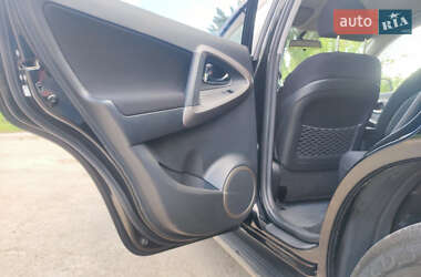 Позашляховик / Кросовер Toyota RAV4 2008 в 