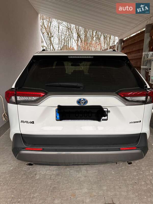 Позашляховик / Кросовер Toyota RAV4 2019 в Києві