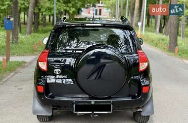 Позашляховик / Кросовер Toyota RAV4 2009 в 