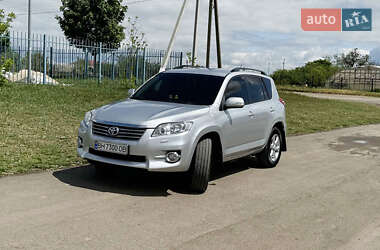 Внедорожник / Кроссовер Toyota RAV4 2010 в 